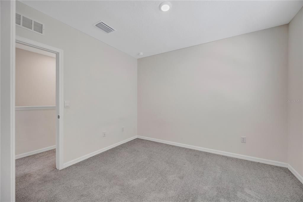 For Sale: $325,000 (3 beds, 2 baths, 1758 Square Feet)