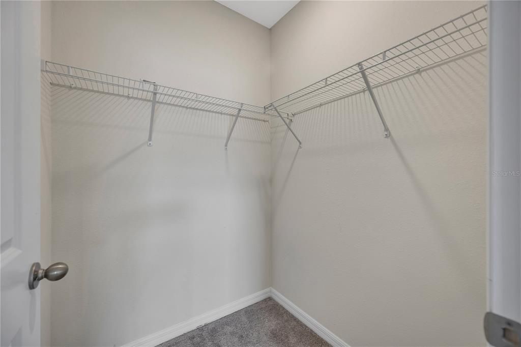 For Sale: $325,000 (3 beds, 2 baths, 1758 Square Feet)