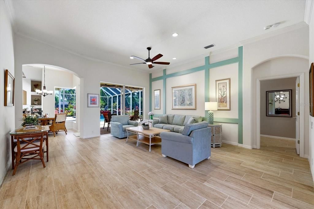 For Sale: $895,000 (4 beds, 3 baths, 2932 Square Feet)