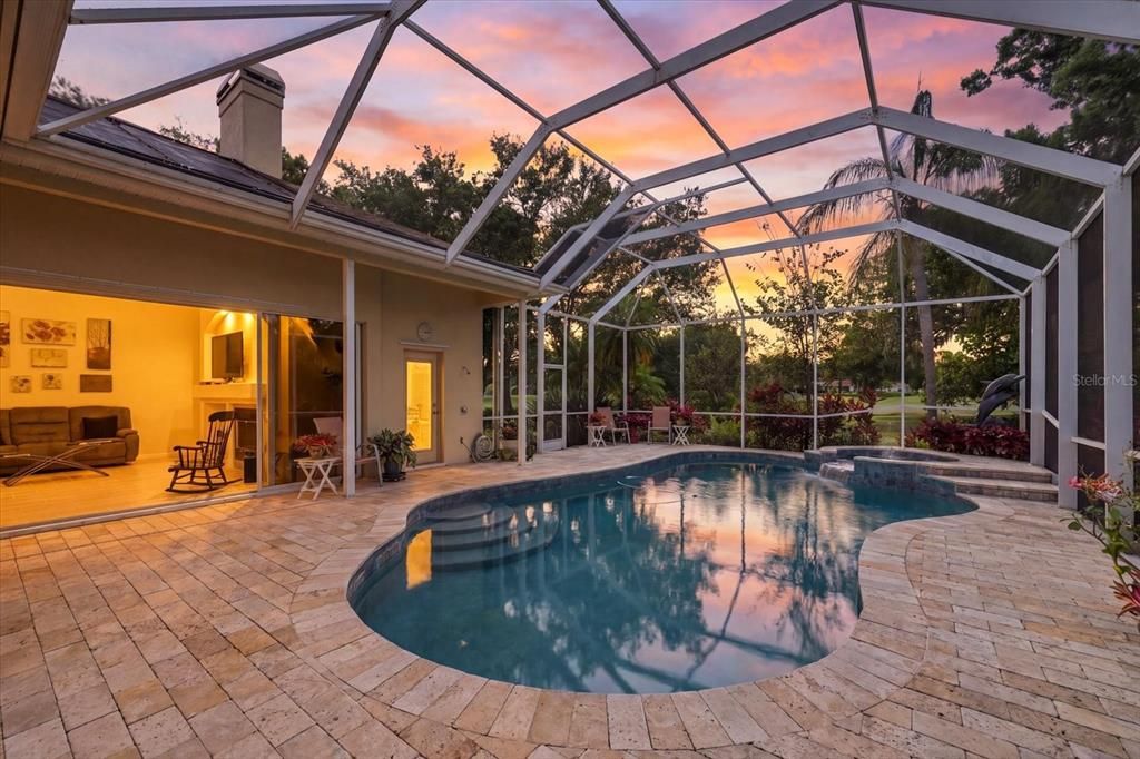 For Sale: $895,000 (4 beds, 3 baths, 2932 Square Feet)