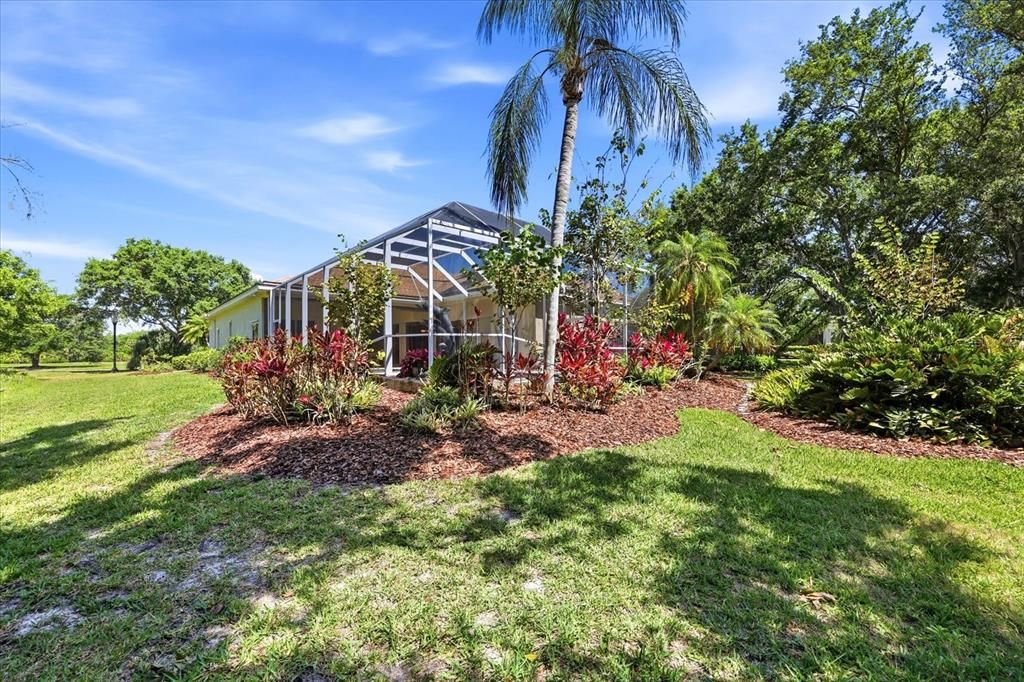 For Sale: $895,000 (4 beds, 3 baths, 2932 Square Feet)