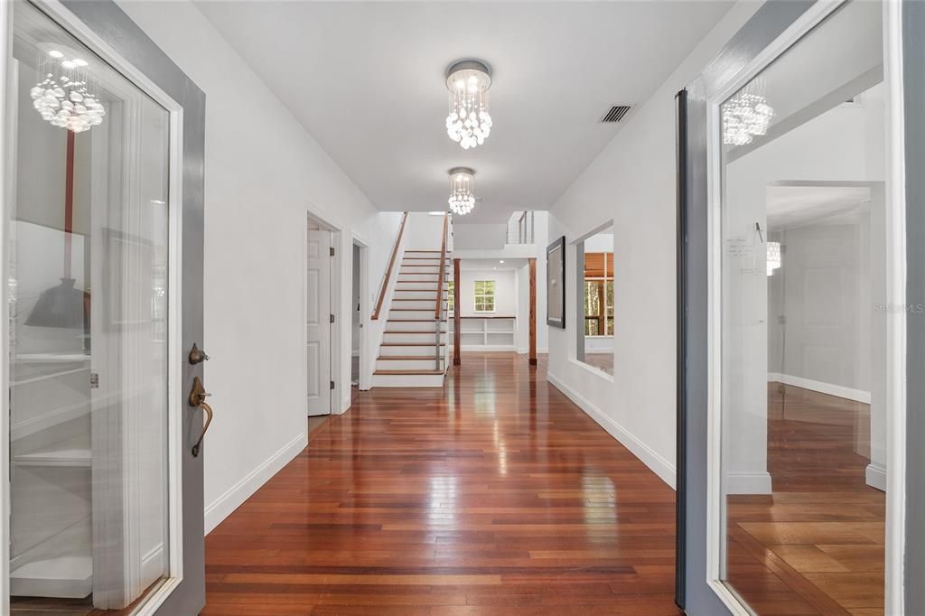 Active With Contract: $599,000 (4 beds, 3 baths, 2531 Square Feet)