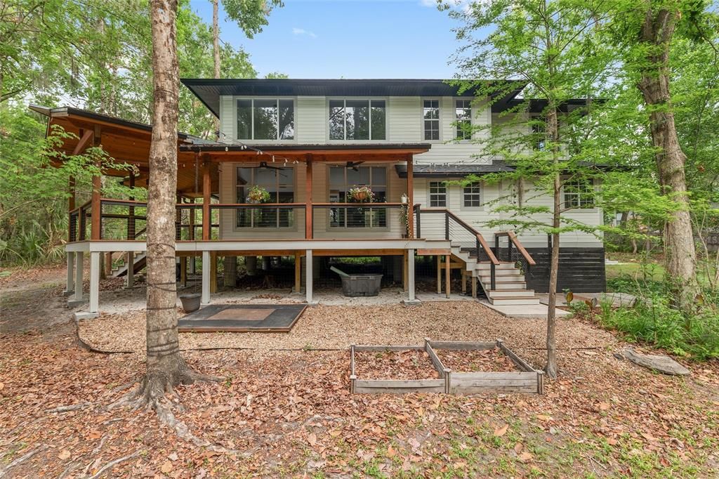 Active With Contract: $599,000 (4 beds, 3 baths, 2531 Square Feet)