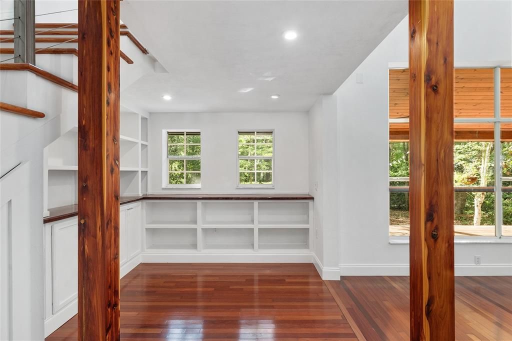 Active With Contract: $599,000 (4 beds, 3 baths, 2531 Square Feet)