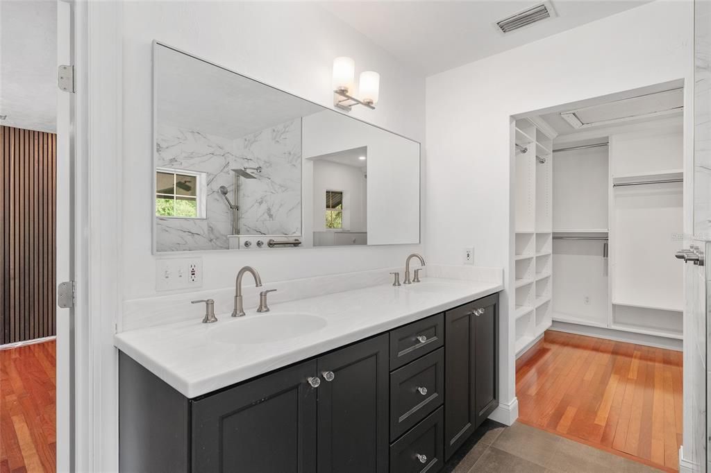 Active With Contract: $599,000 (4 beds, 3 baths, 2531 Square Feet)