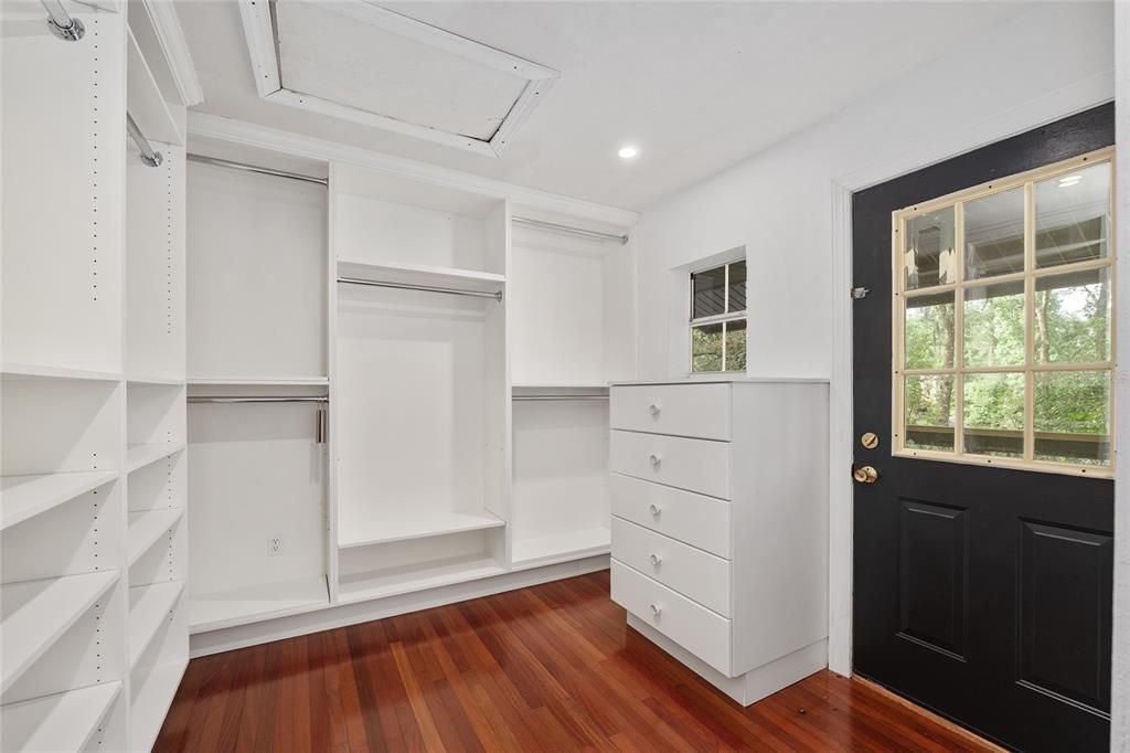 Active With Contract: $599,000 (4 beds, 3 baths, 2531 Square Feet)