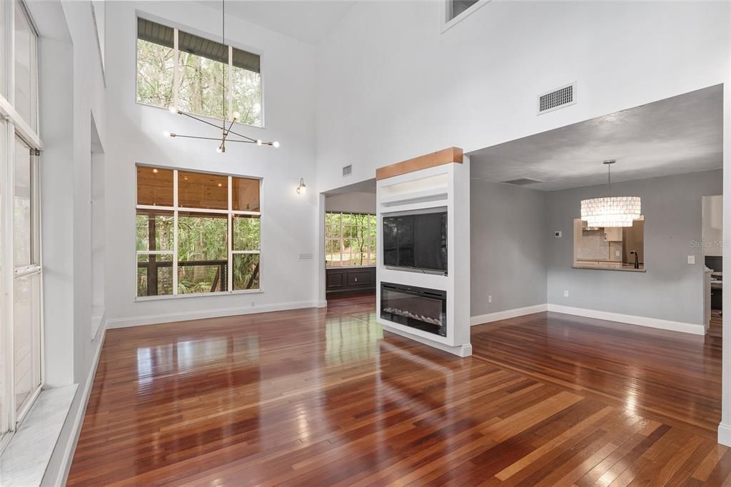 Active With Contract: $599,000 (4 beds, 3 baths, 2531 Square Feet)