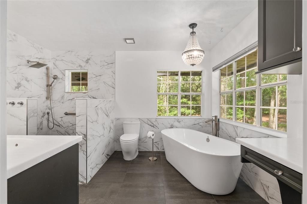 Active With Contract: $599,000 (4 beds, 3 baths, 2531 Square Feet)