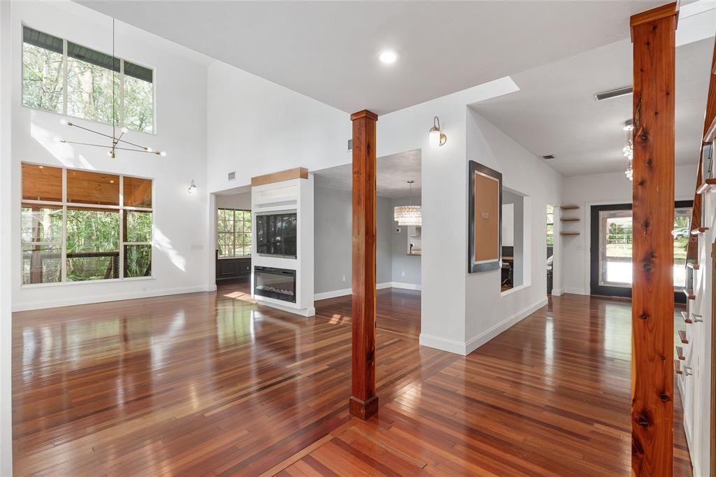 Active With Contract: $599,000 (4 beds, 3 baths, 2531 Square Feet)