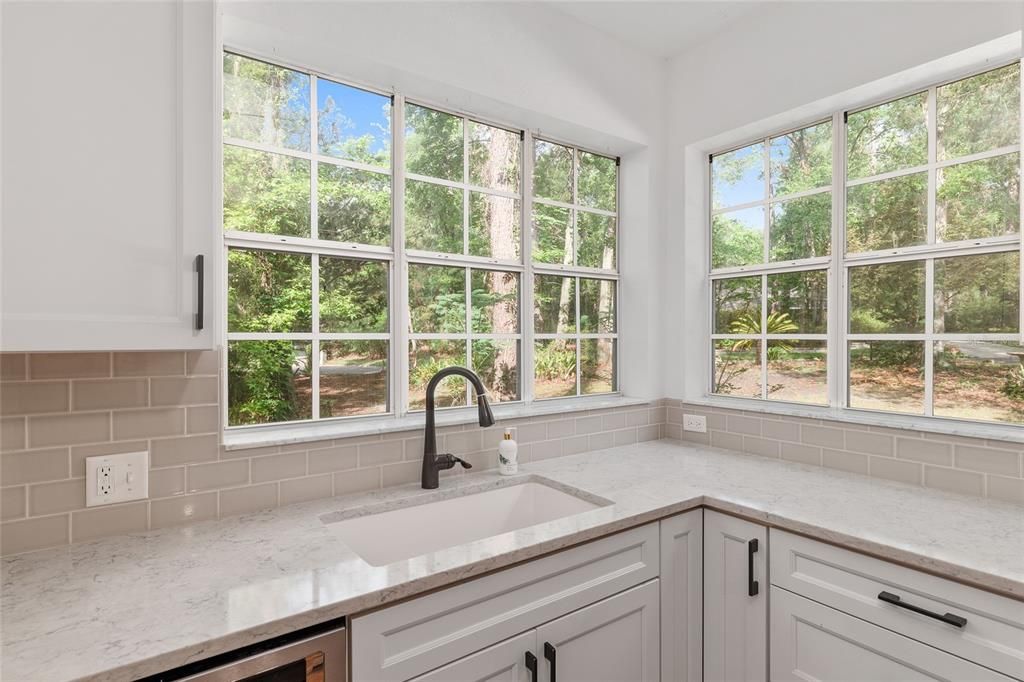 Active With Contract: $599,000 (4 beds, 3 baths, 2531 Square Feet)