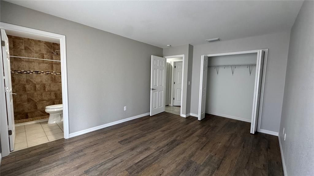 В аренду: $1,800 (3 спален, 2 ванн, 1176 Квадратных фут)