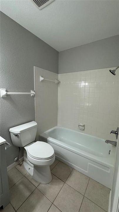 В аренду: $1,800 (3 спален, 2 ванн, 1176 Квадратных фут)