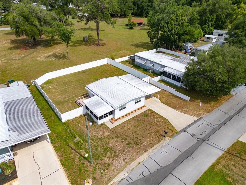 For Sale: $117,500 (2 beds, 1 baths, 768 Square Feet)
