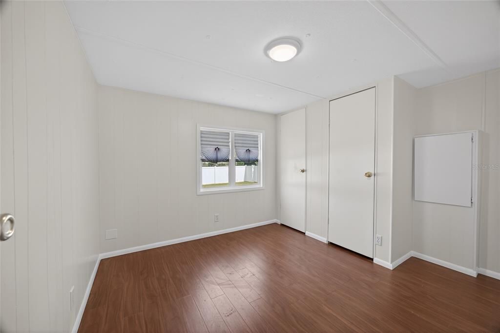 For Sale: $117,500 (2 beds, 1 baths, 768 Square Feet)