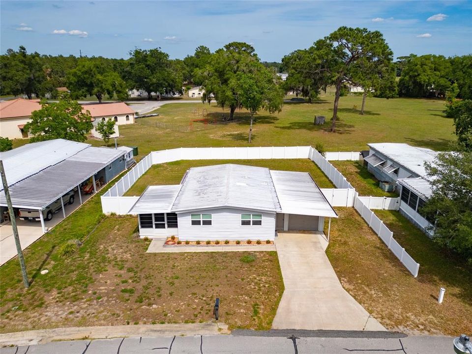 For Sale: $117,500 (2 beds, 1 baths, 768 Square Feet)