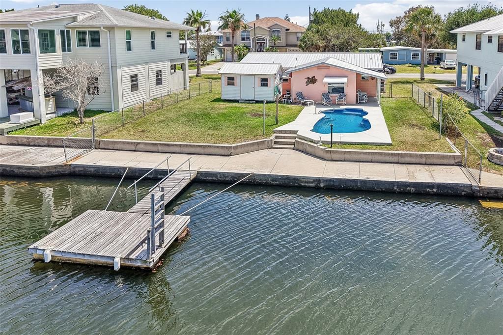 For Sale: $385,000 (2 beds, 2 baths, 1128 Square Feet)