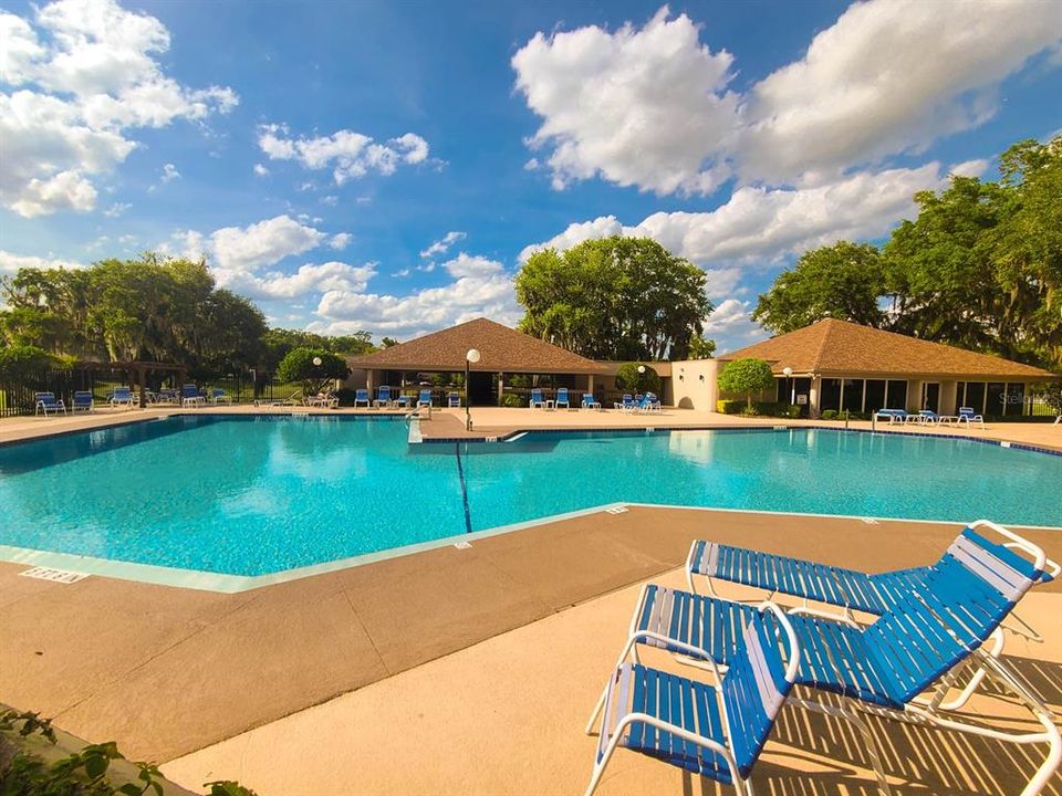 For Sale: $191,500 (2 beds, 2 baths, 1151 Square Feet)