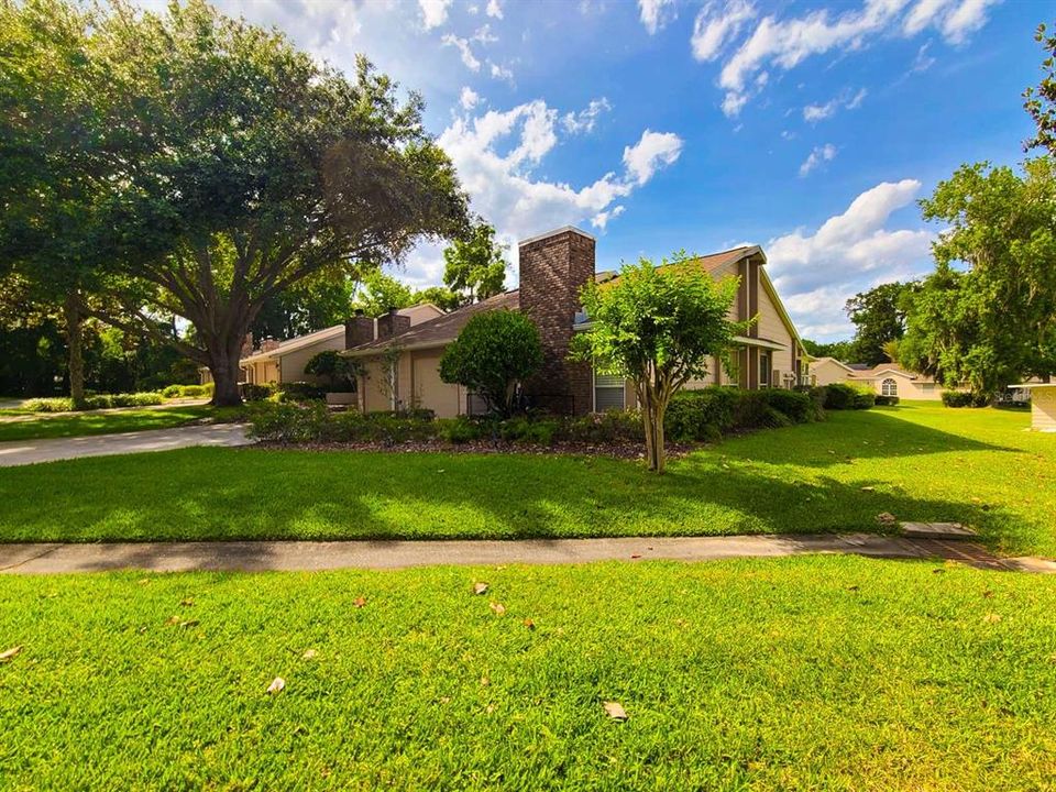 For Sale: $191,500 (2 beds, 2 baths, 1151 Square Feet)