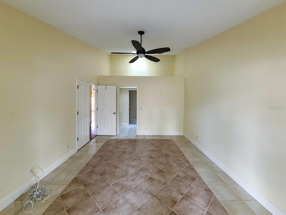 For Sale: $191,500 (2 beds, 2 baths, 1151 Square Feet)