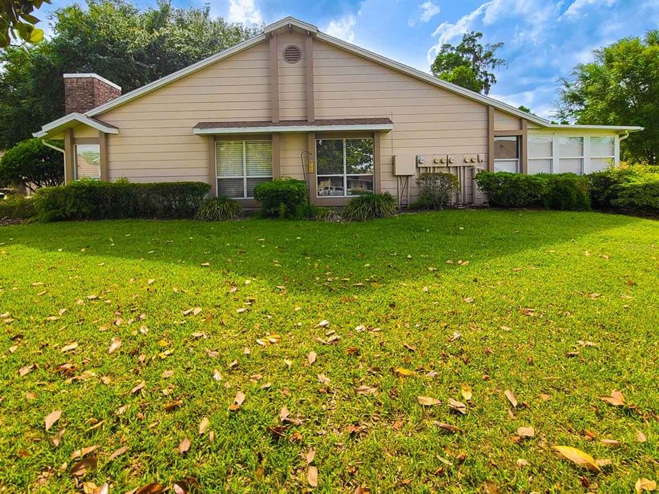 For Sale: $191,500 (2 beds, 2 baths, 1151 Square Feet)
