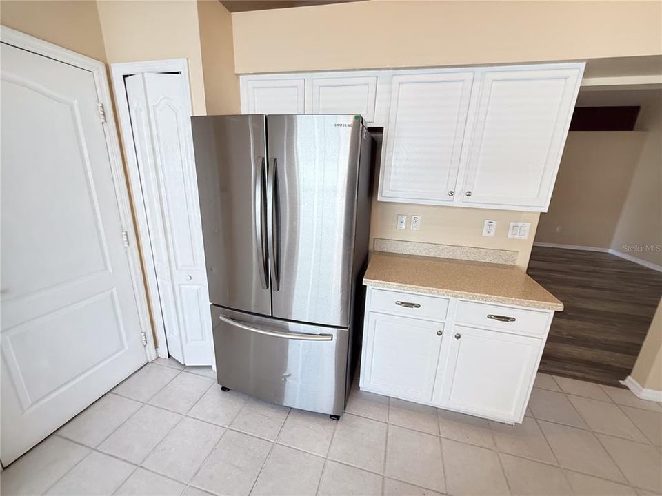 For Rent: $2,025 (3 beds, 2 baths, 1593 Square Feet)