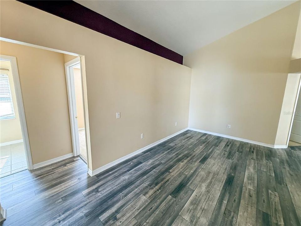 For Rent: $2,025 (3 beds, 2 baths, 1593 Square Feet)