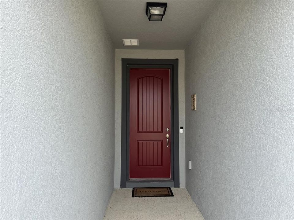 For Rent: $2,200 (4 beds, 2 baths, 1943 Square Feet)