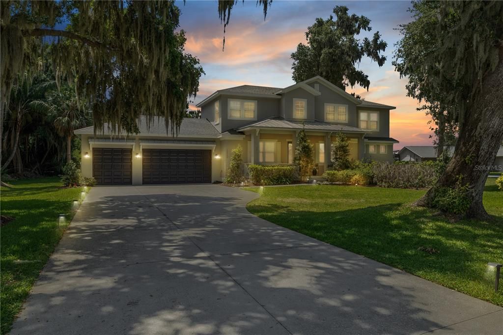For Sale: $1,395,000 (4 beds, 4 baths, 2834 Square Feet)