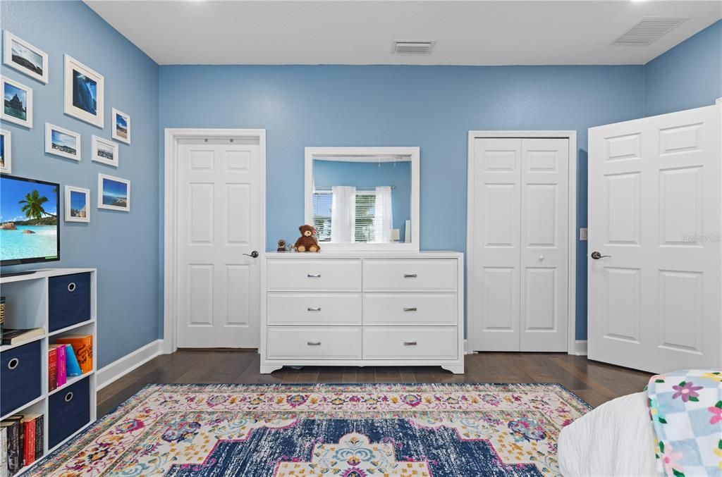 For Sale: $1,395,000 (4 beds, 4 baths, 2834 Square Feet)