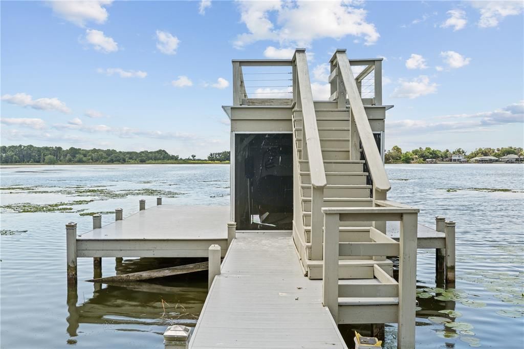For Sale: $1,395,000 (4 beds, 4 baths, 2834 Square Feet)
