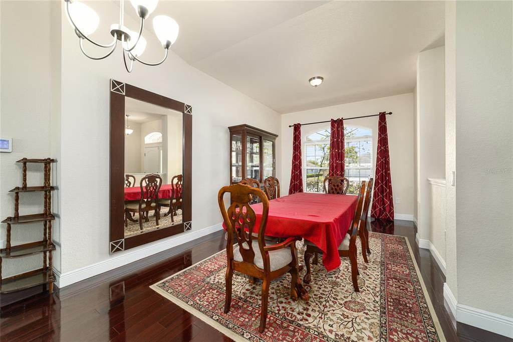 На продажу: $499,995 (4 спален, 3 ванн, 3002 Квадратных фут)