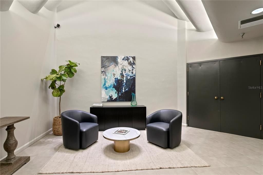 Activo con contrato: $818,000 (2 camas, 2 baños, 1401 Pies cuadrados)