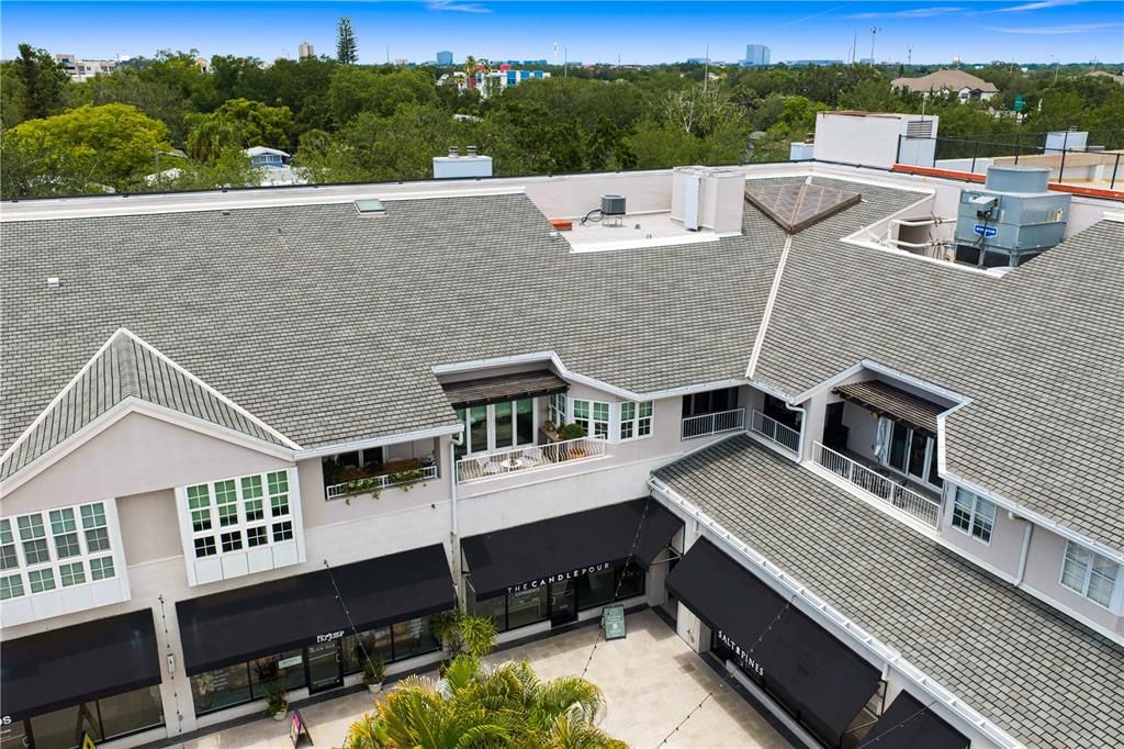 Activo con contrato: $818,000 (2 camas, 2 baños, 1401 Pies cuadrados)