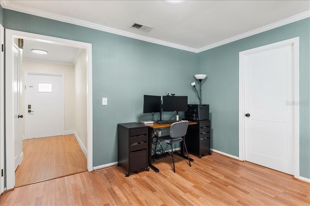 Active With Contract: $600,000 (4 beds, 3 baths, 2076 Square Feet)