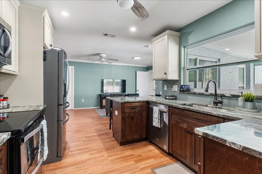 Active With Contract: $600,000 (4 beds, 3 baths, 2076 Square Feet)