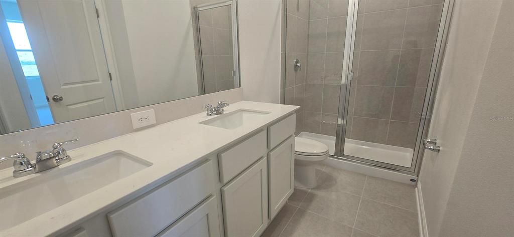 For Rent: $2,000 (3 beds, 2 baths, 2109 Square Feet)