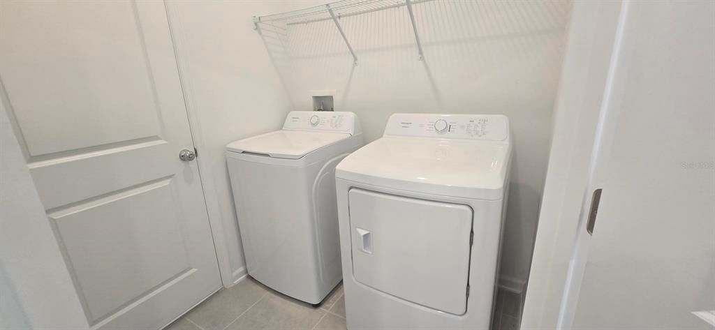 For Rent: $2,000 (3 beds, 2 baths, 2109 Square Feet)
