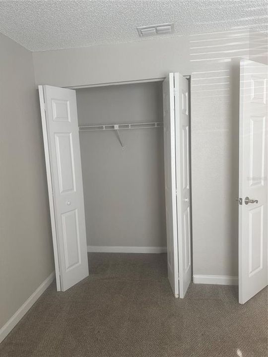 For Rent: $1,900 (3 beds, 2 baths, 1155 Square Feet)