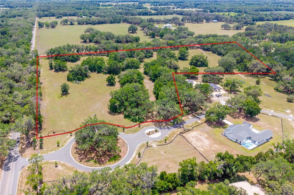 На продажу: $1,250,000 (25.02 acres)