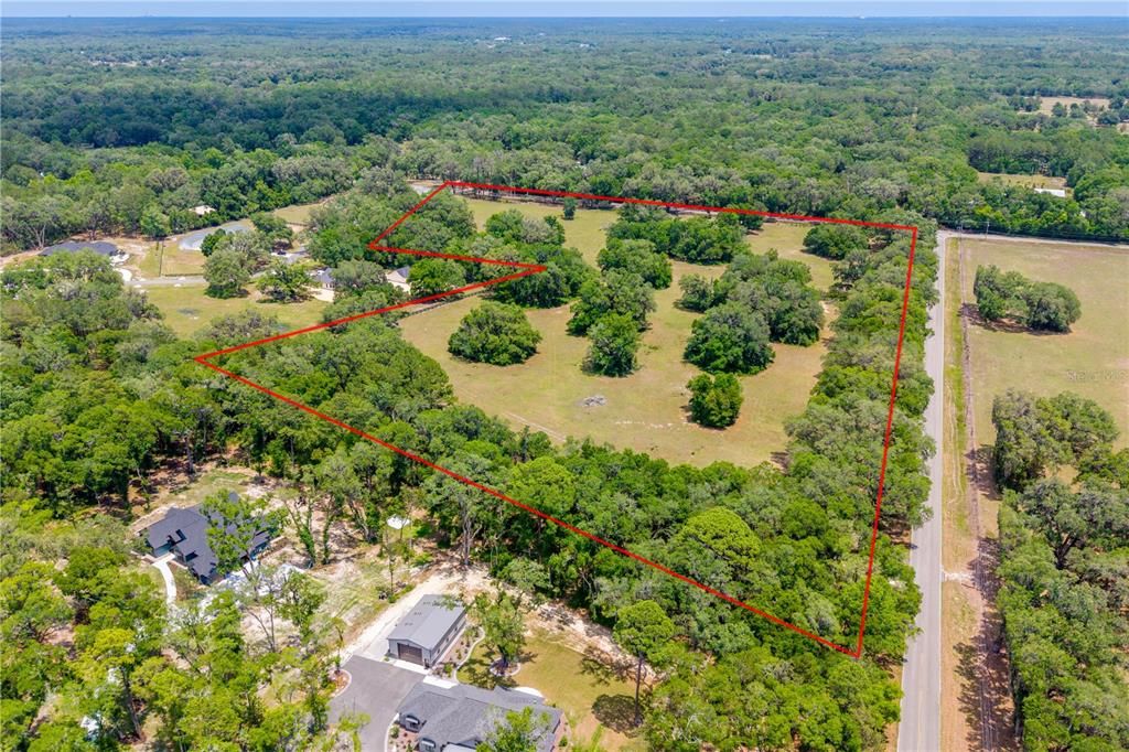 На продажу: $1,250,000 (25.02 acres)