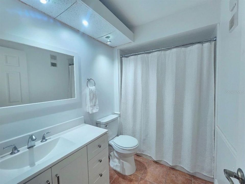 For Sale: $126,000 (1 beds, 1 baths, 620 Square Feet)
