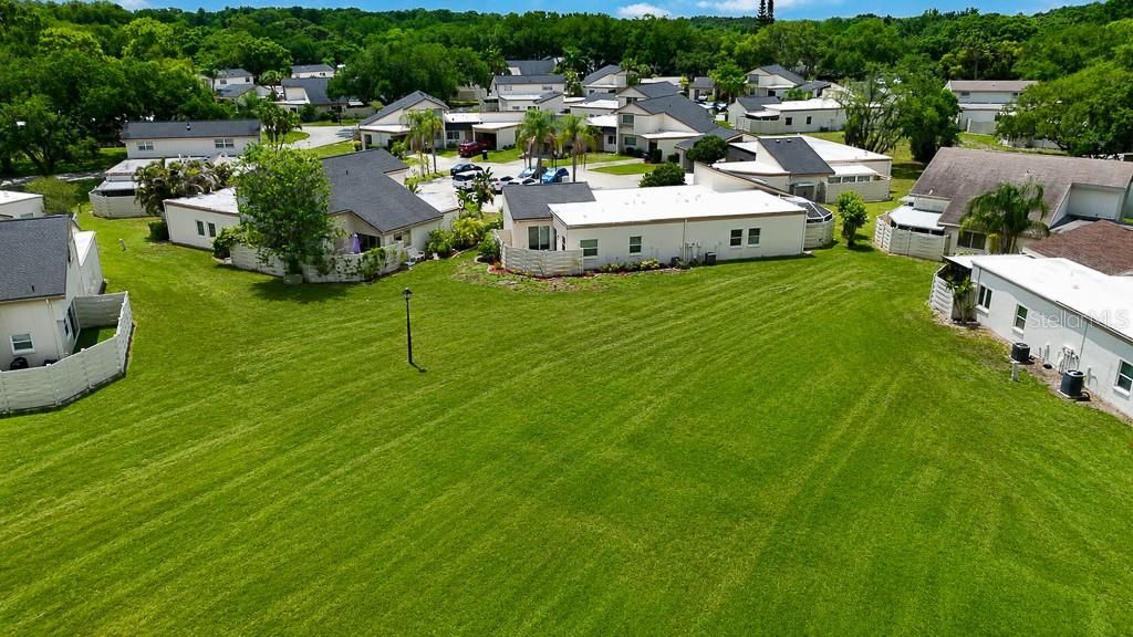 For Sale: $265,900 (2 beds, 2 baths, 1025 Square Feet)