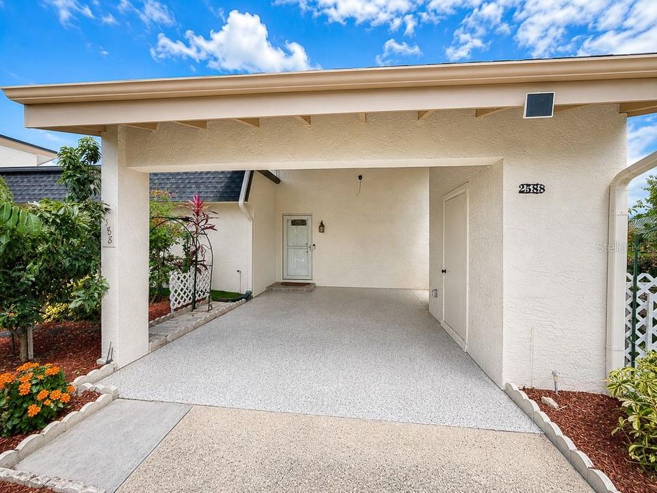 For Sale: $265,900 (2 beds, 2 baths, 1025 Square Feet)