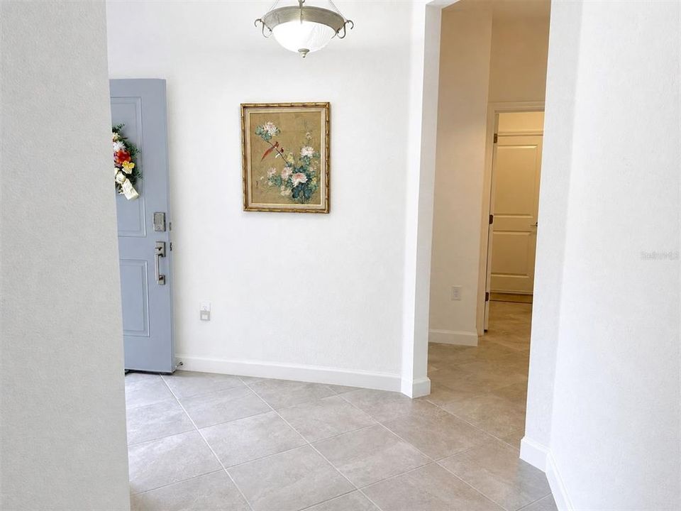 En Venta: $275,000 (2 camas, 2 baños, 1564 Pies cuadrados)