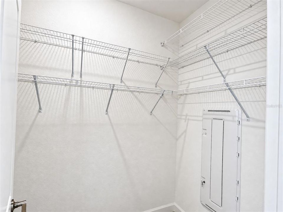 En Venta: $275,000 (2 camas, 2 baños, 1564 Pies cuadrados)
