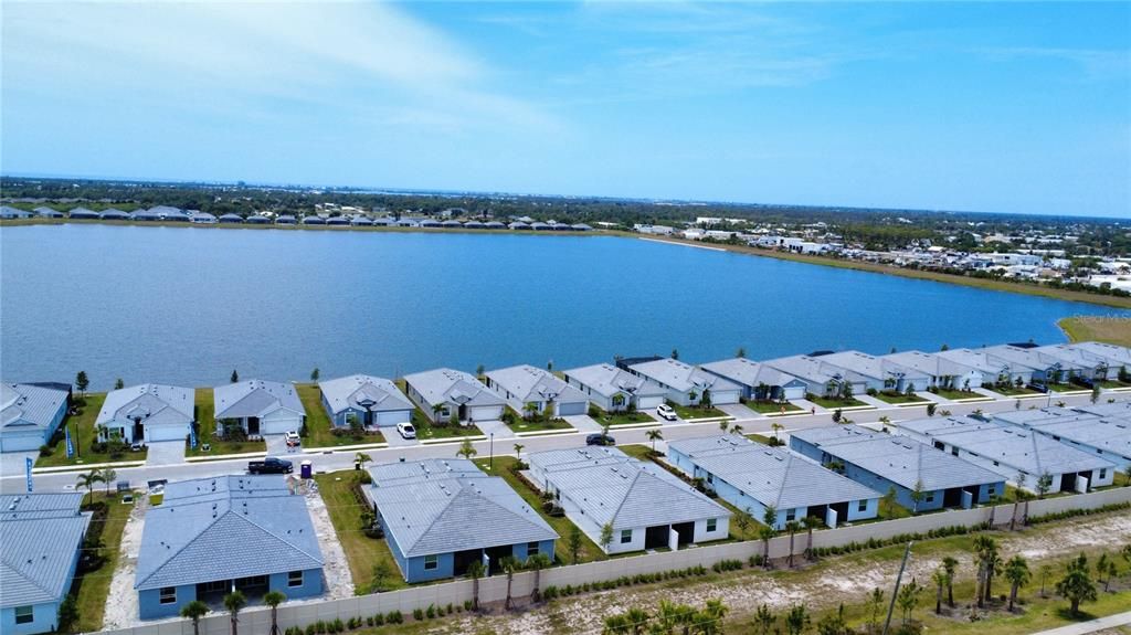 En Venta: $275,000 (2 camas, 2 baños, 1564 Pies cuadrados)