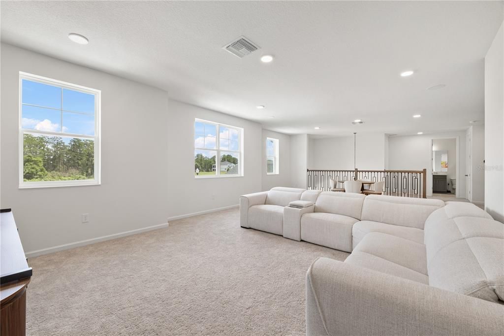 For Sale: $1,790,000 (5 beds, 5 baths, 4977 Square Feet)