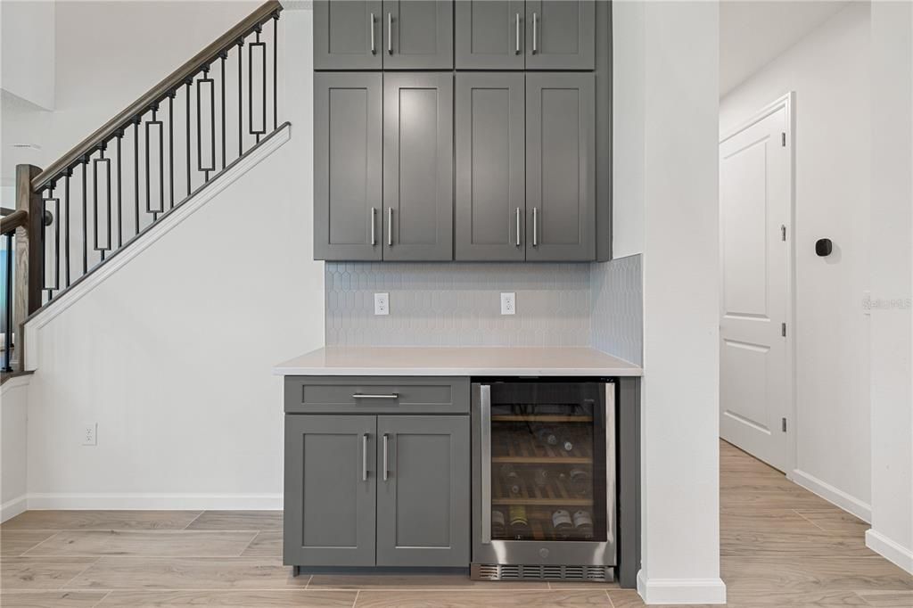 For Sale: $1,790,000 (5 beds, 5 baths, 4977 Square Feet)