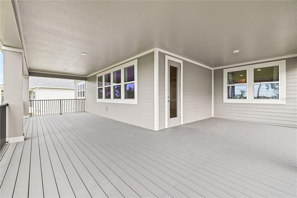 For Sale: $1,790,000 (5 beds, 5 baths, 4977 Square Feet)