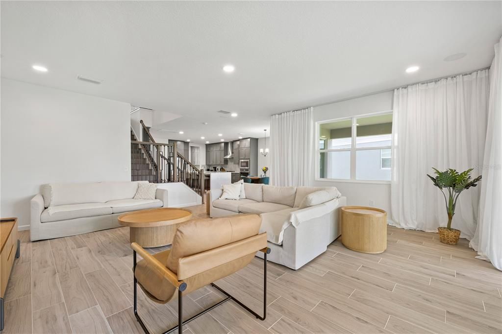 For Sale: $1,790,000 (5 beds, 5 baths, 4977 Square Feet)